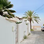 Alohamakani Beachhouse *