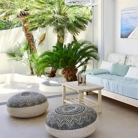 Alohamakani Beachhouse *